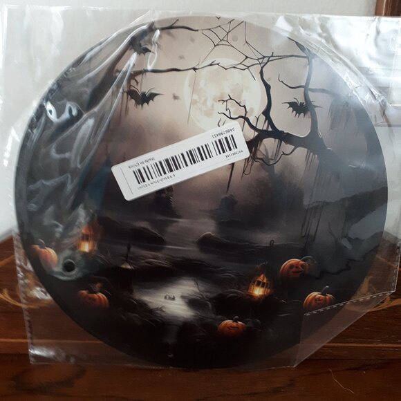 Halloween Hangers - Lot of three - Picture 3 of 3